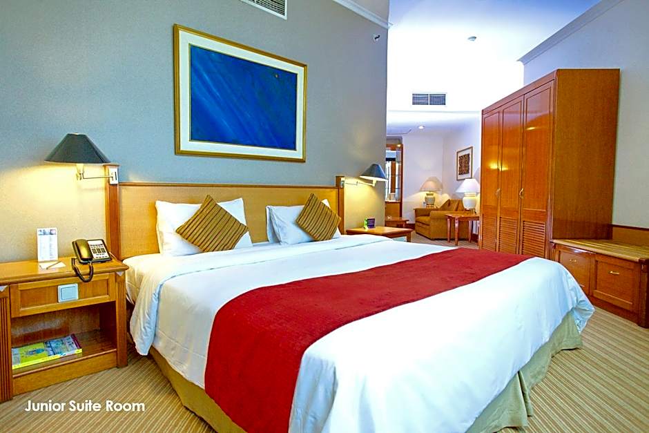 Photo 1 of 4 of Junior Suite