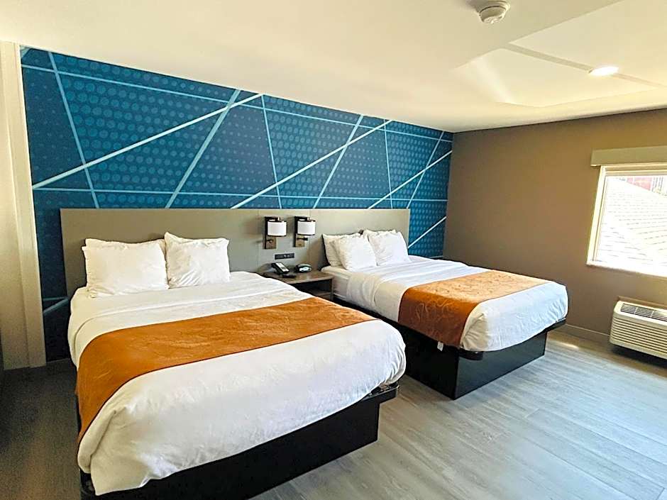 Comfort Suites Terre Haute University Area