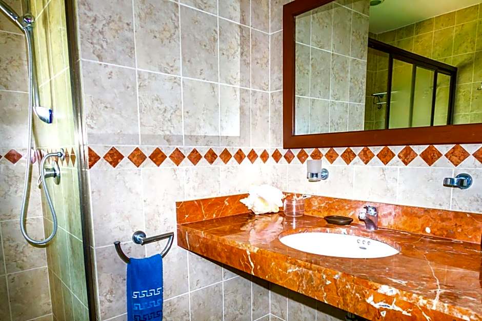 Paseo del Sol Condohotel by Bric