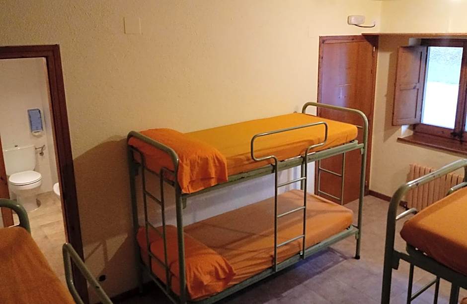 Alberg-Casa De Colònies Ridolaina