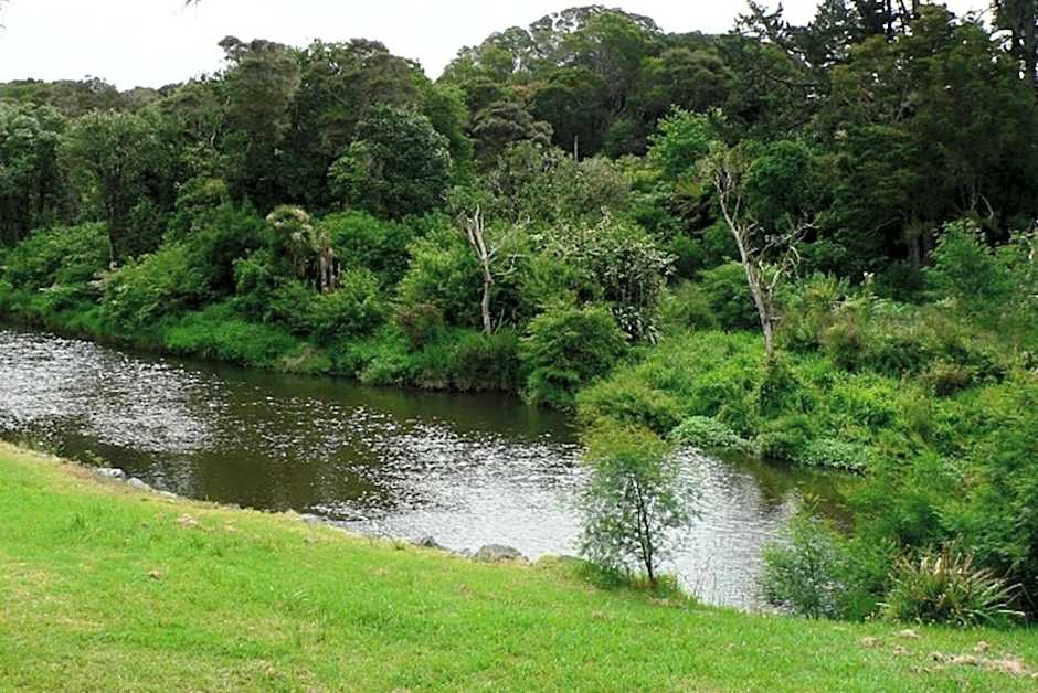 Riverside Lodge Paihia