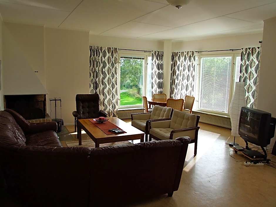 Liljeholmen Herrgård Hostel