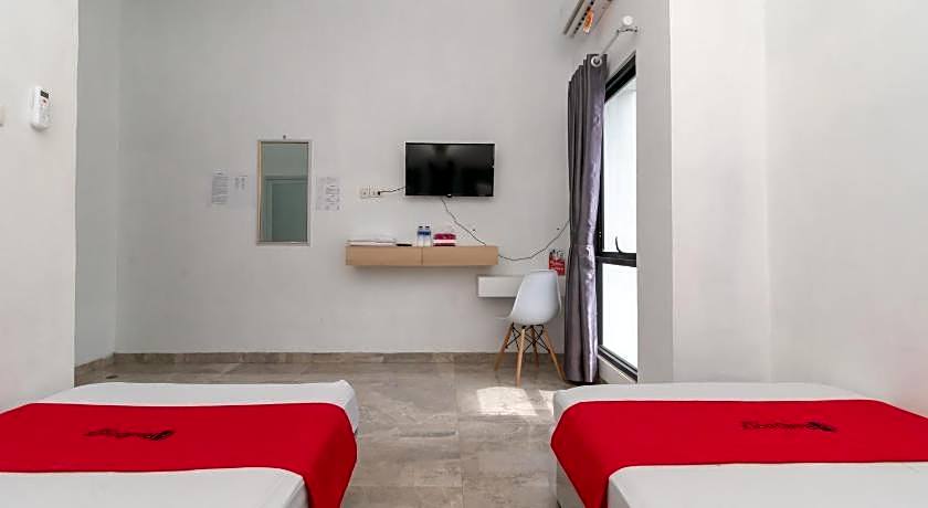 RedDoorz near Tugu Coklat Pesawaran Lampung