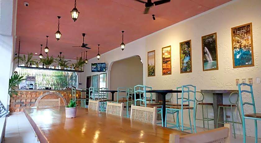 Mad Monkey Dumaguete