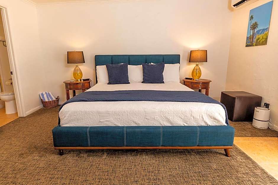 Old Ranch Inn - Adults Only 21 & Up