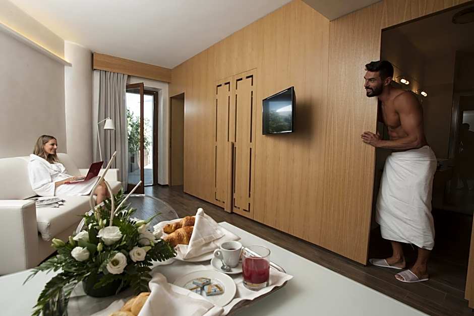 Sport Village Hotel & Spa