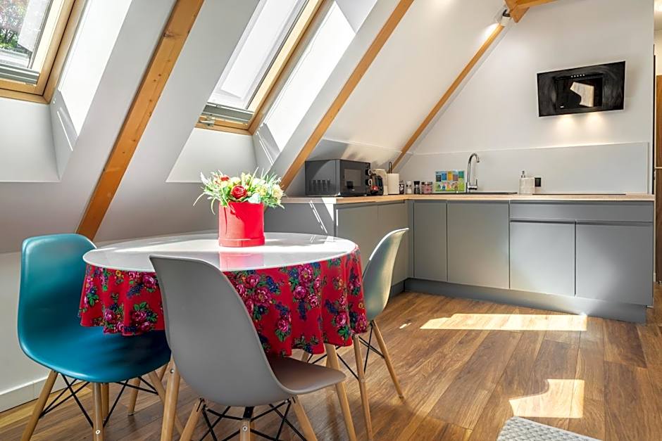 WILLA JAROSTA & SPA, AC -free parking