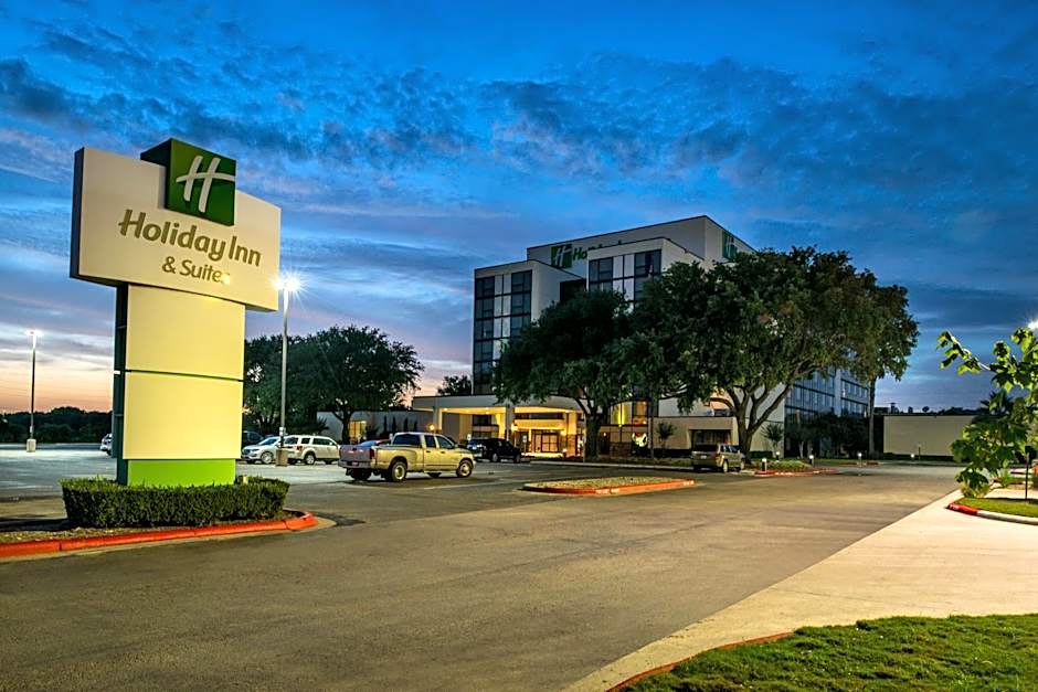 Holiday Inn Hotel and Suites Beaumont-Plaza I-10 & Walden By IHG