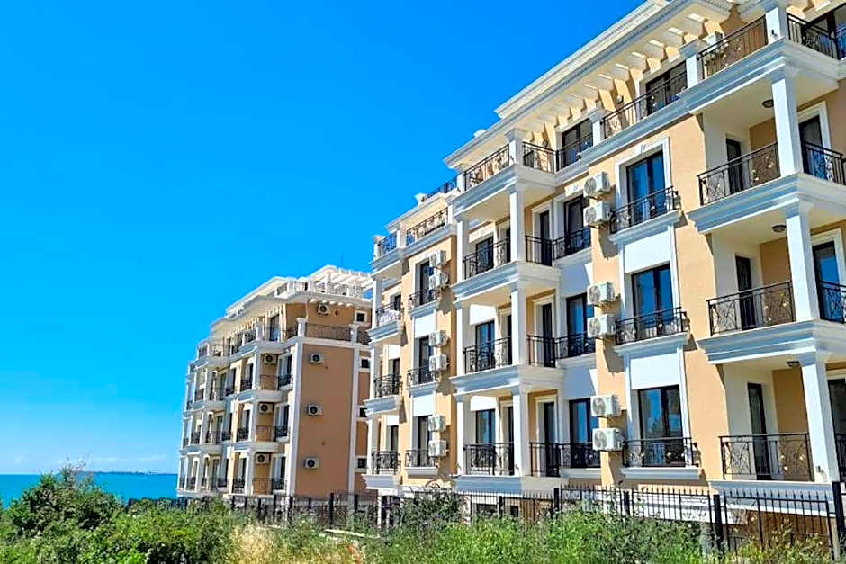 DELUXE Beach Apartment in Sveti Vlas