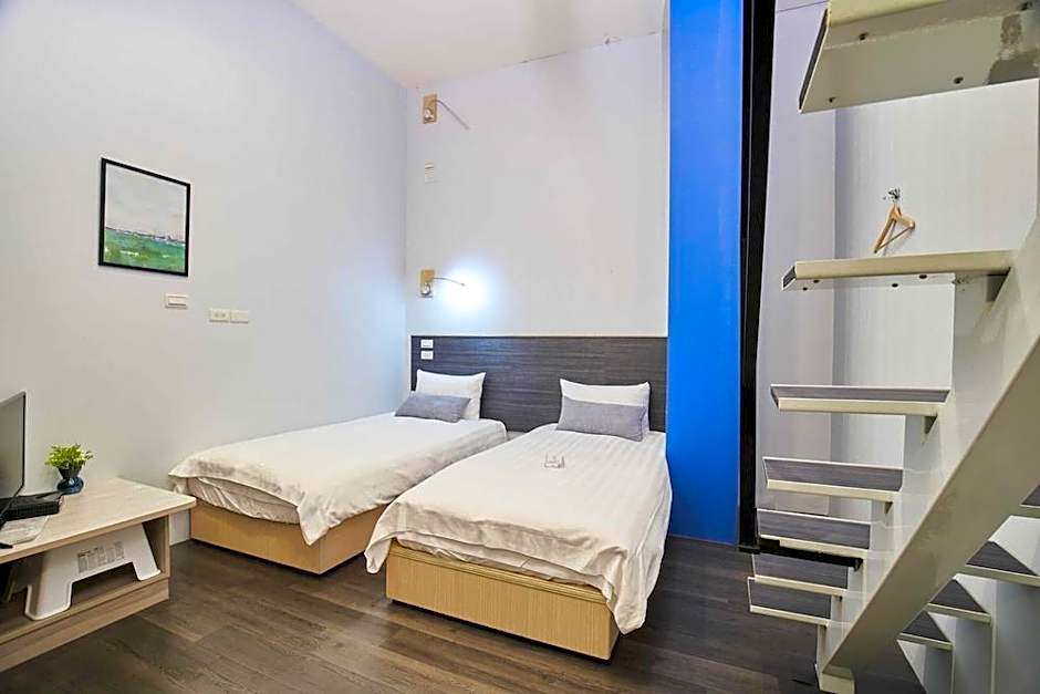 PLACE X Hotel