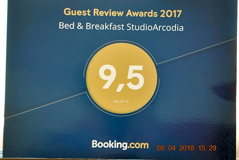 Bed & Breakfast StudioArcodia