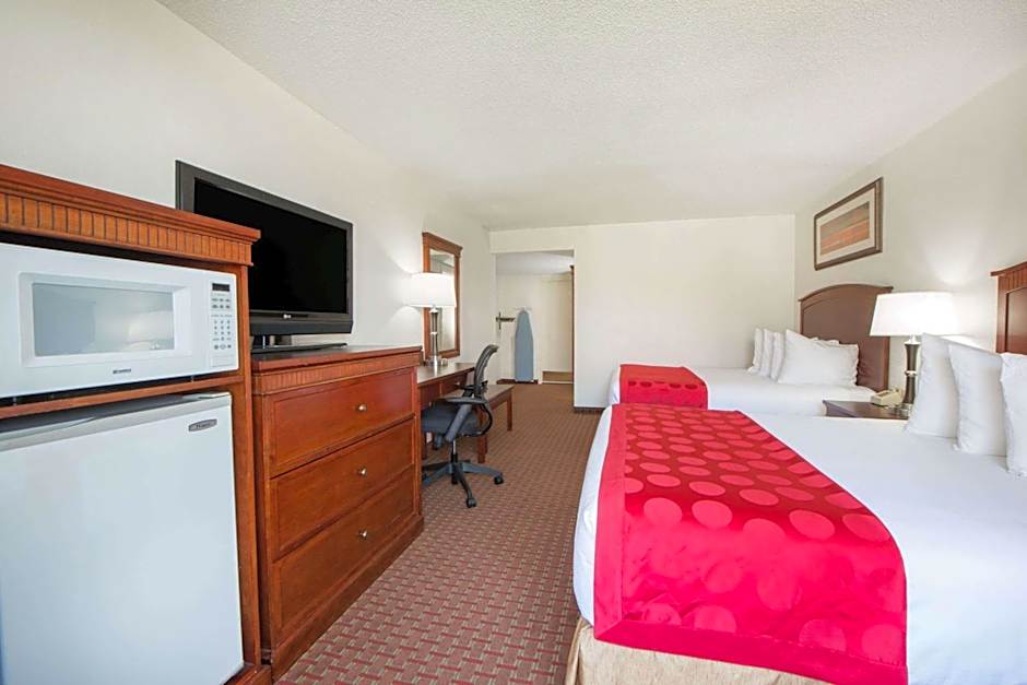 Ramada by Wyndham Enid