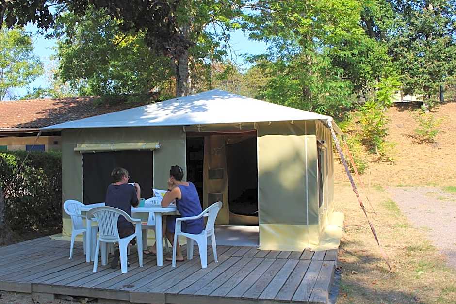 Camping de Matour - ONLYCAMP