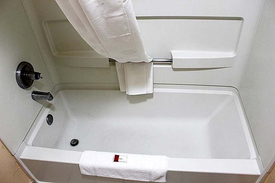 Baymont by Wyndham Springfield