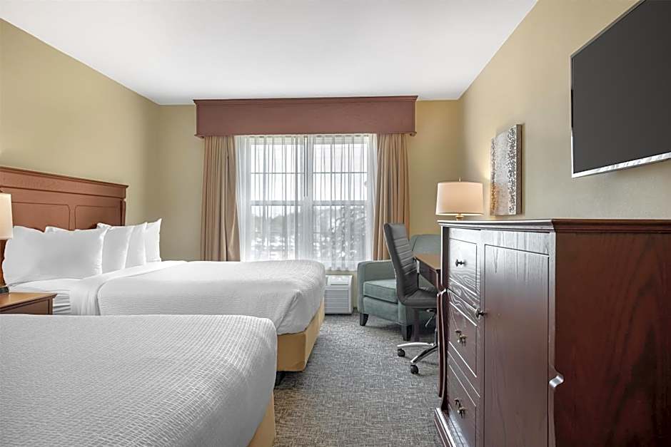 Best Western Plus Fredericton Hotel & Suites