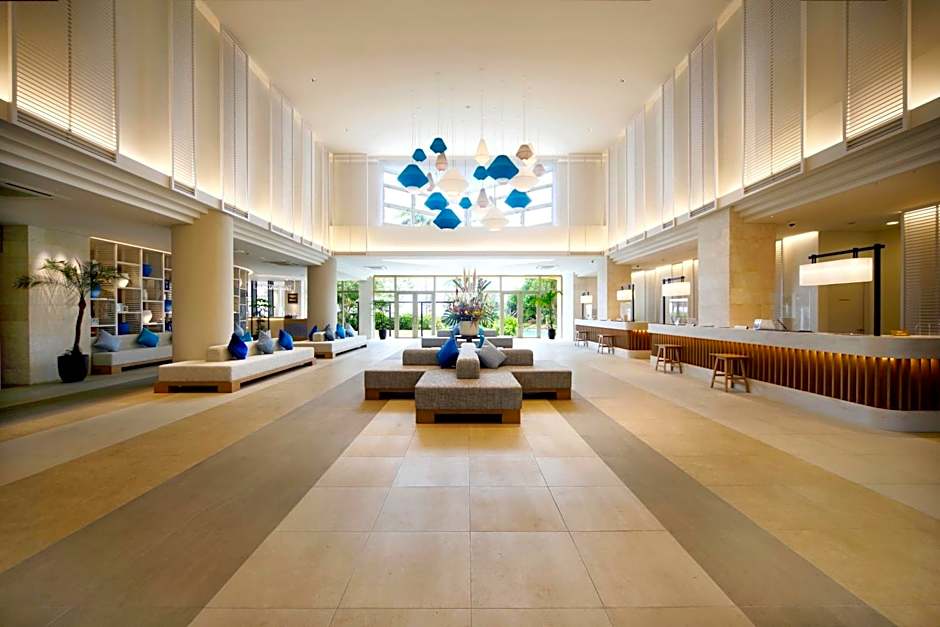 Hotel Breezebay Marina