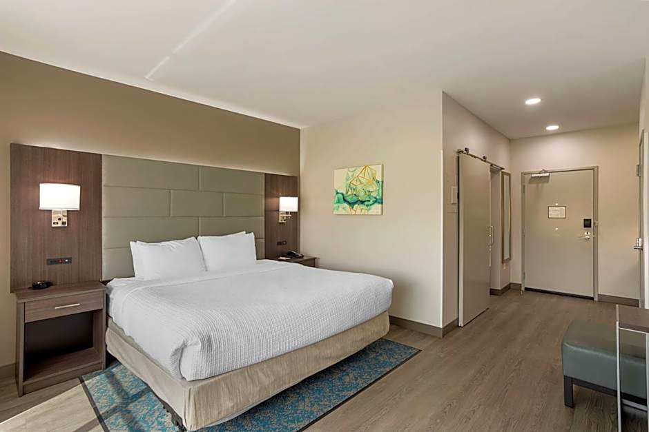 Best Western Plus Executive Residency Antioch Inn