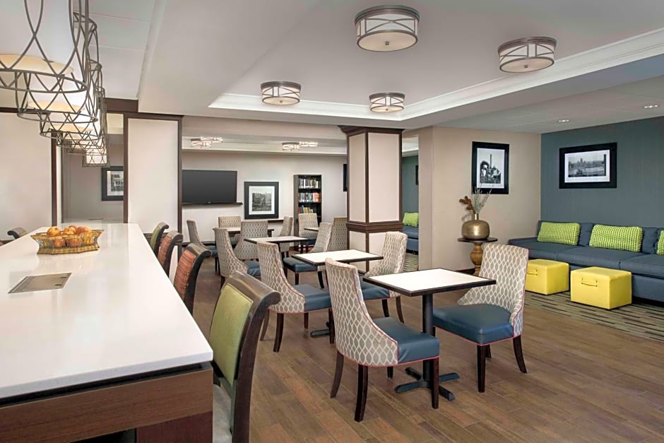 Hampton Inn By Hilton Pittsburgh/Monroeville