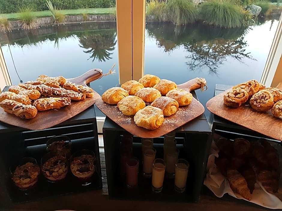 Grand Arden Monaco Nelson