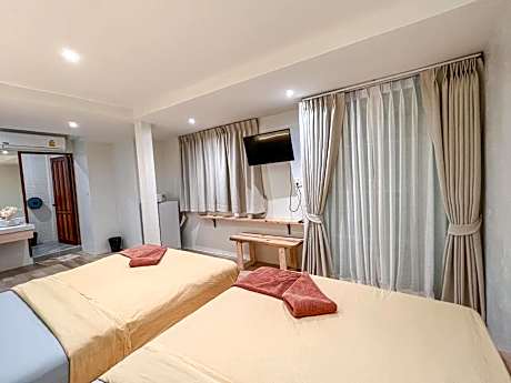 Classic Quadruple Room