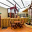 Tahuna Pod Hostel