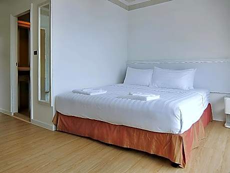 Happiness Double Room