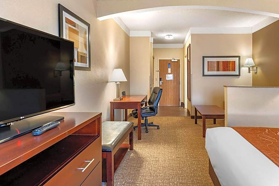 Comfort Suites Linn County Fairground And Expo