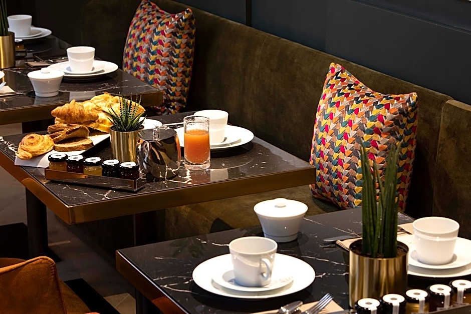 Hotel Aiglon - Esprit de France