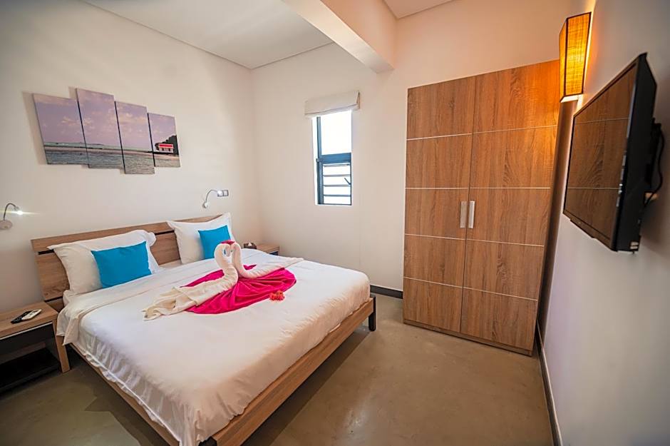 Toparadis Guest House