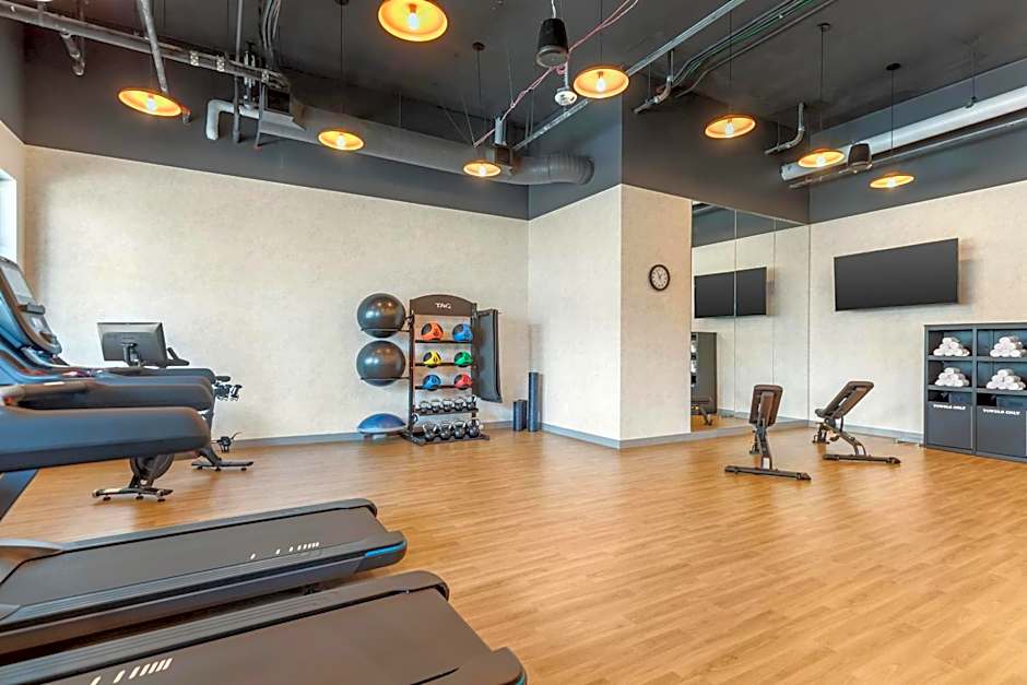 Cambria Hotel Denver Downtown RiNo