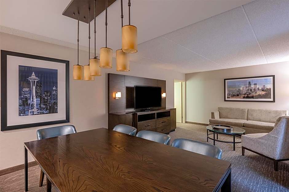Embassy Suites by Hilton Seattle Bellevue