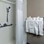 Comfort Inn & Suites West Springfield