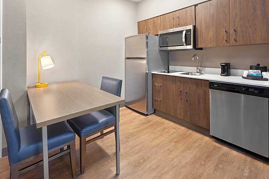Hampton Inn & Suites Scottsburg