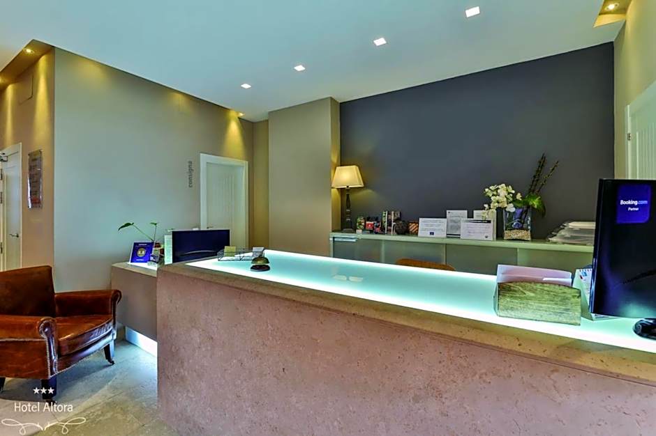 Hotel Altora
