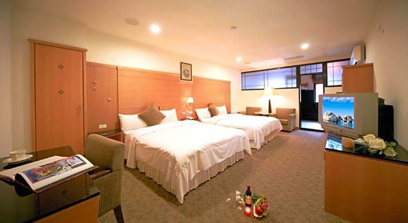 Ming Lu Holiday Hotel