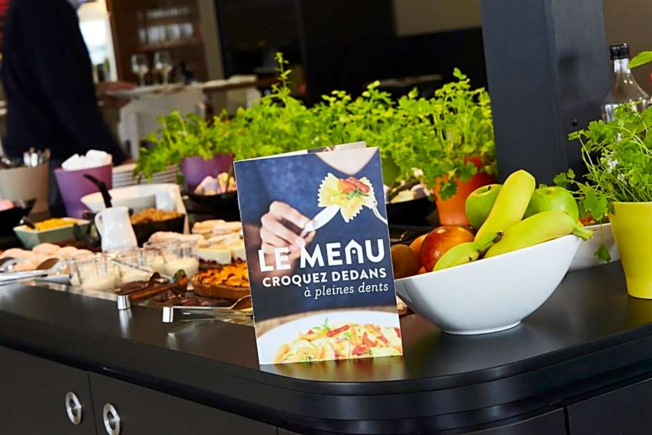 Campanile Roissy Le Mesnil Amelot