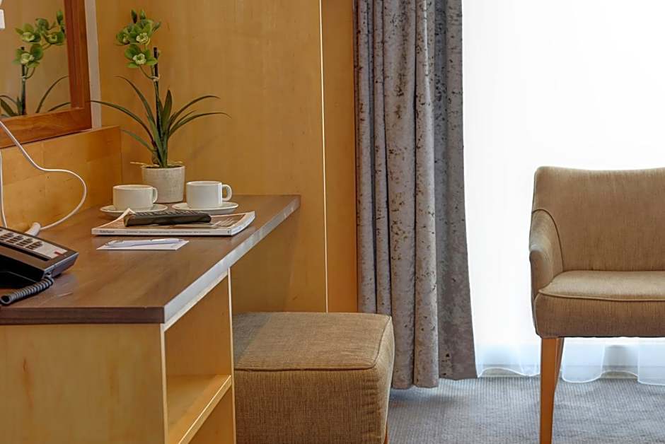 Best Western Chiswick Palace & Suites London