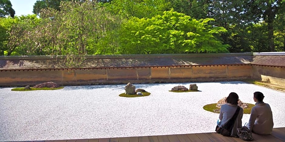 Hotel Excellence Enmachi Ekimae