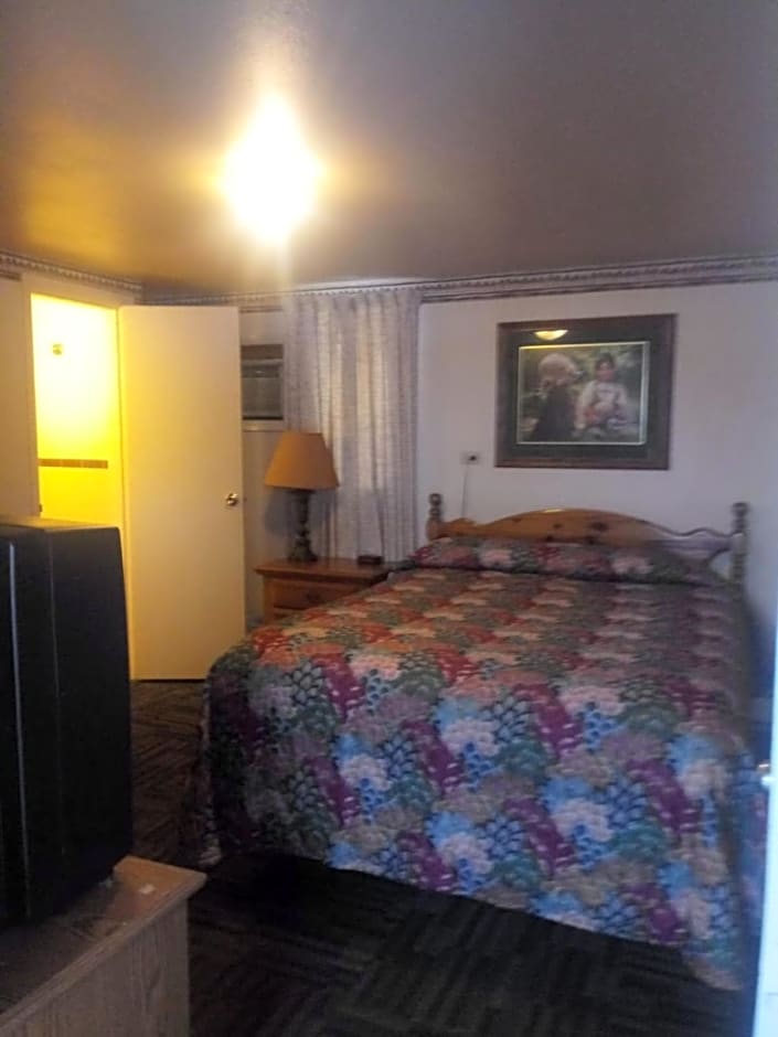 Tour Inn Motel