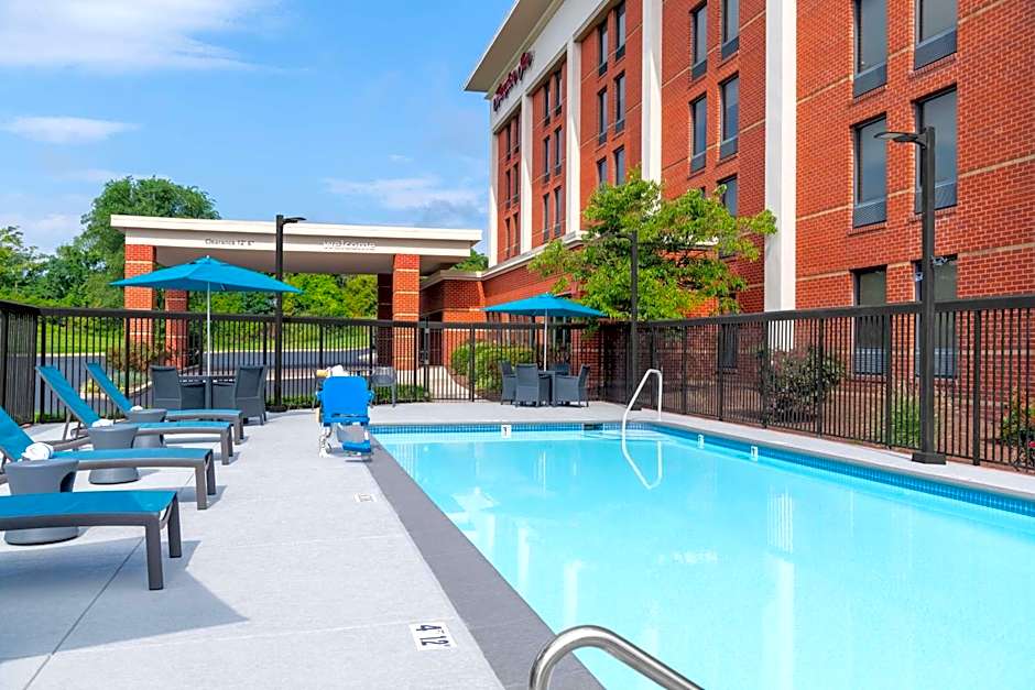 Hampton Inn By Hilton Martinsburg