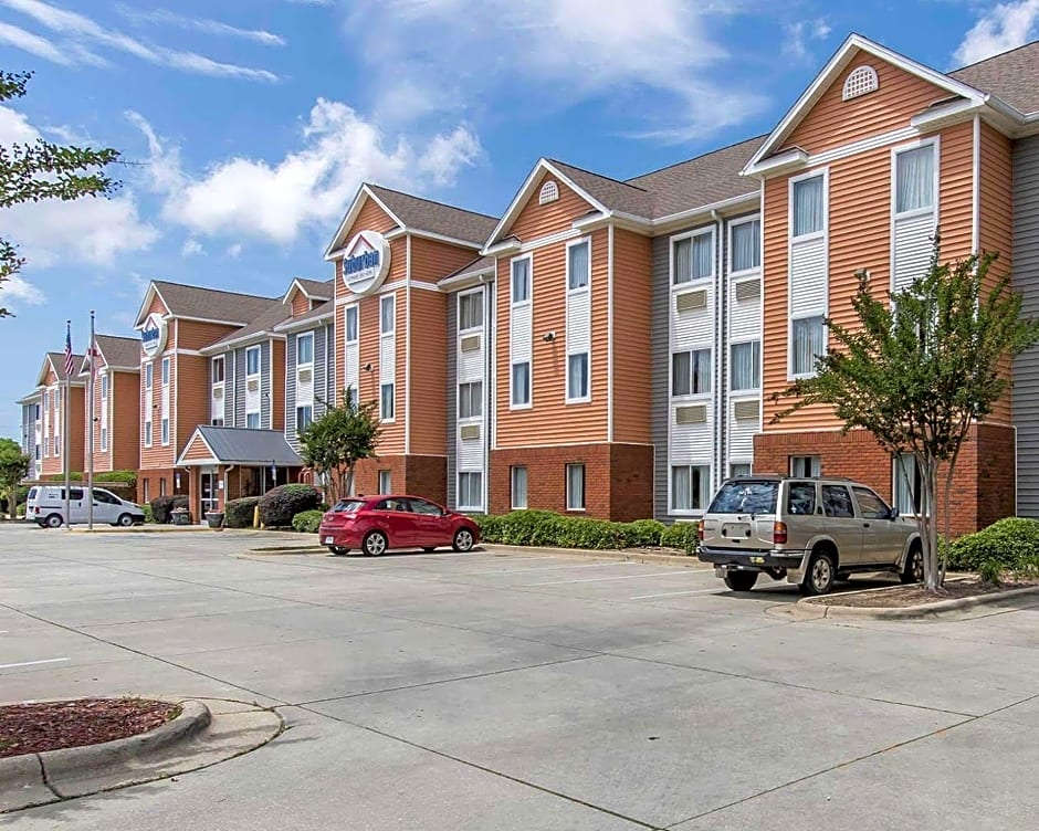 Suburban Extended Stay Hotel Pensacola – Pensacola, FL