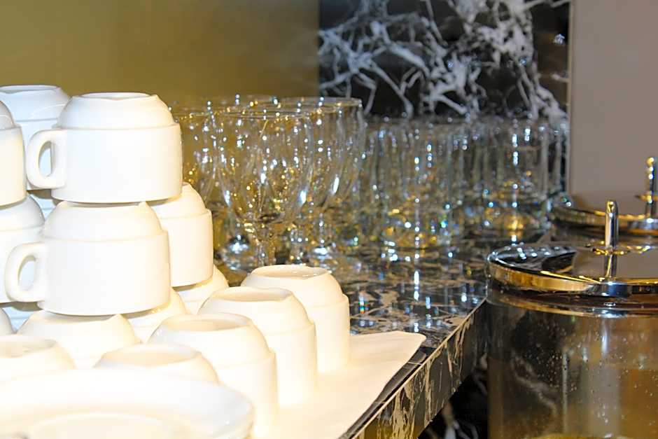 Muscat Express Hotel