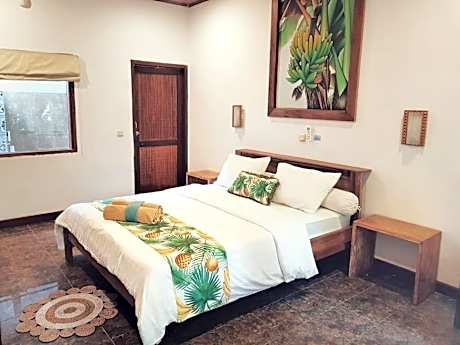 Large Double Room
