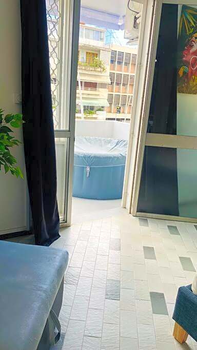 Urban Zen Appart Spacieux studio atypique avec bain a remous proche de tout