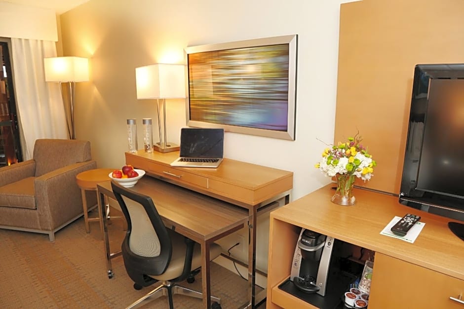 enVision Hotel & Conference Center Mansfield-Foxboro