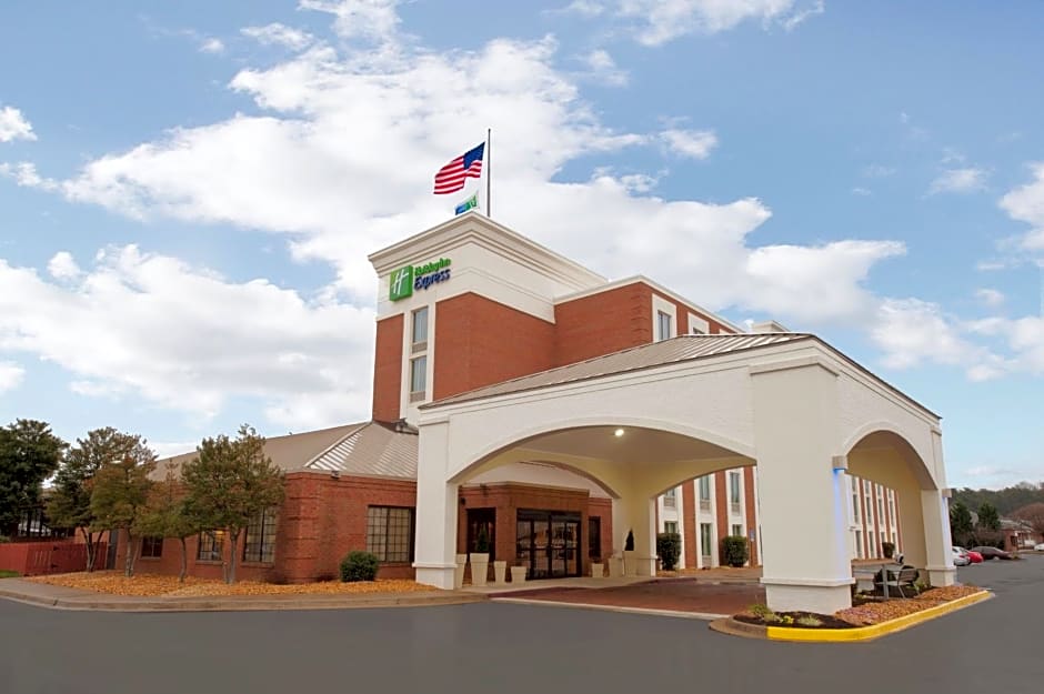 Holiday Inn Express Fredericksburg - Southpoint