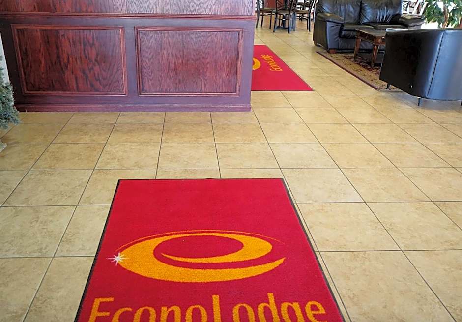 Econo Lodge Inn & Suites Kearney South