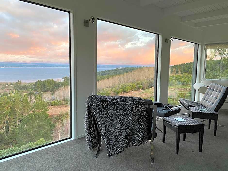 Acacia Cliffs Lodge