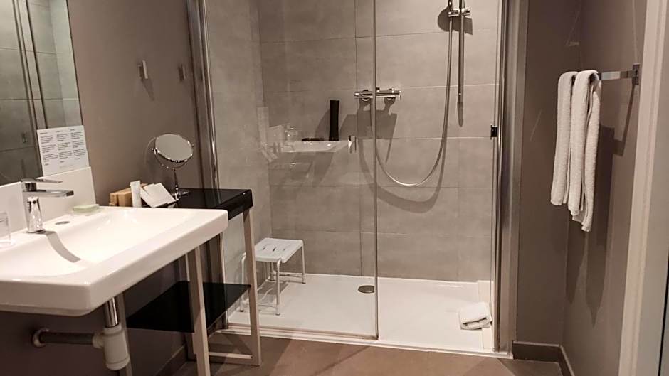 GRUMS HOTEL & SPA
