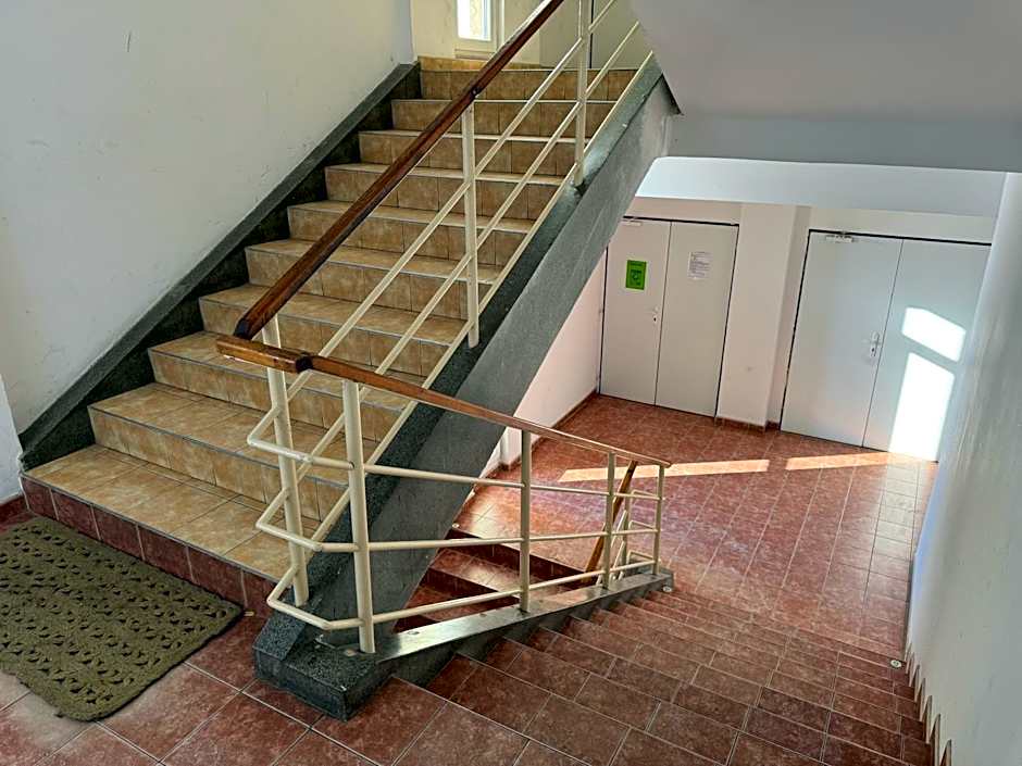 D8 APARTMÁNY